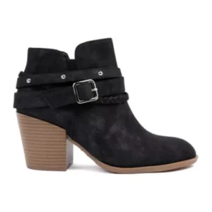 Belk is doing BUY 1 BOOT ➝ GET 2 FREE 😱