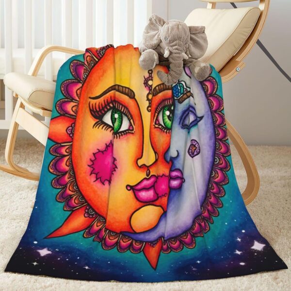 Perinsto Sun and Moon Throw Blanket